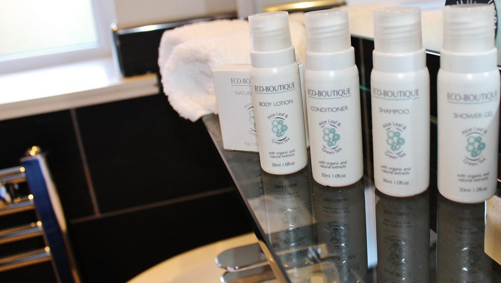 Boutique By Browns Hotell Worcester Exteriör bild